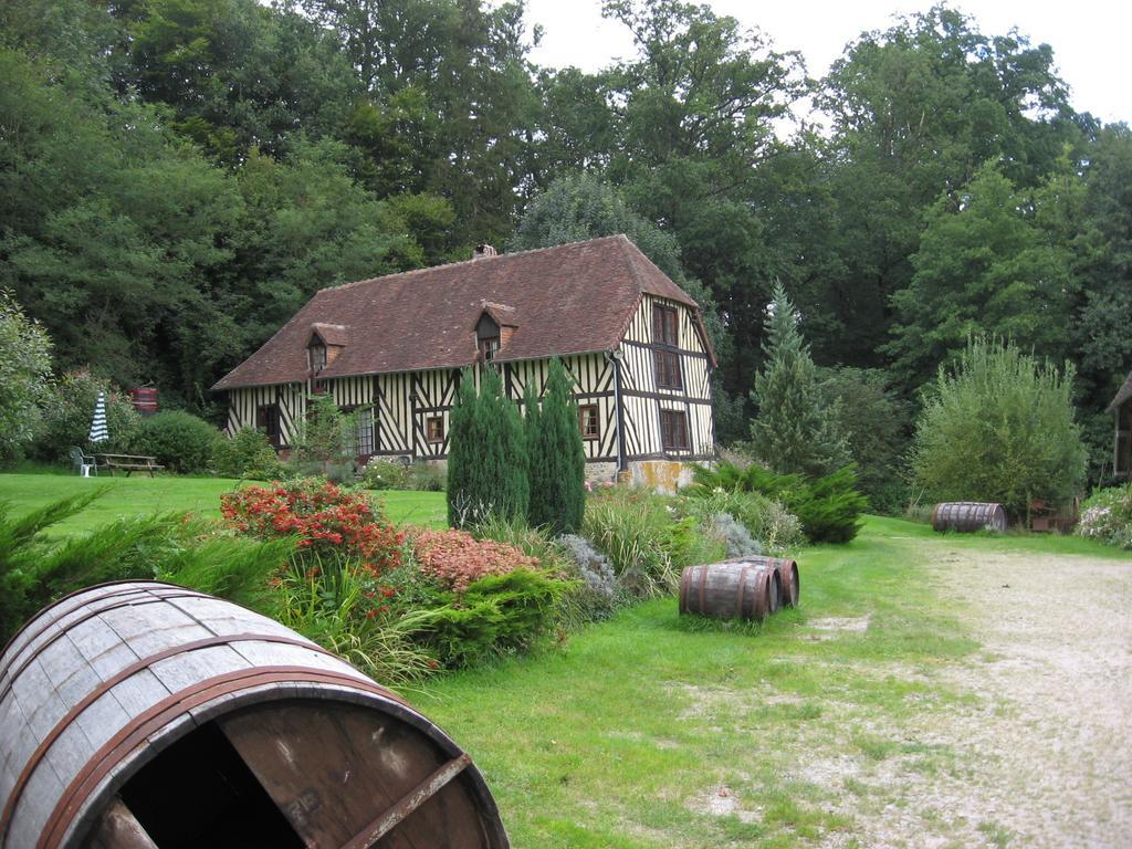 Livarot-Pays-d'Auge La Boursaie Bed & Breakfast エクステリア 写真