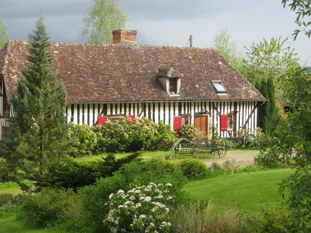 Livarot-Pays-d'Auge La Boursaie Bed & Breakfast エクステリア 写真