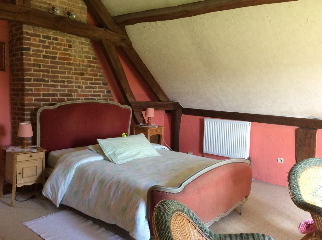 Livarot-Pays-d'Auge La Boursaie Bed & Breakfast エクステリア 写真