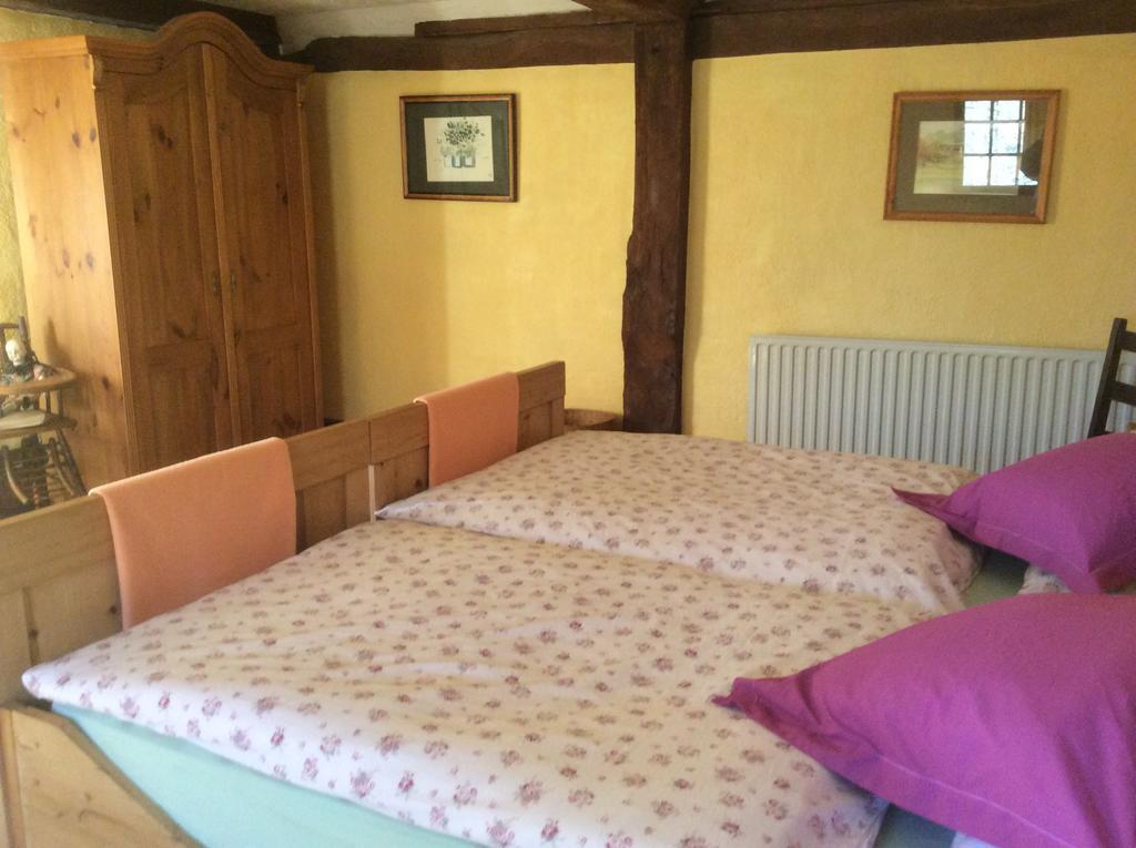 Livarot-Pays-d'Auge La Boursaie Bed & Breakfast エクステリア 写真